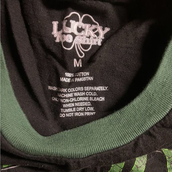 Lucky Tee Shirt short sleeve ‎ size medium - Picture 3 of 6